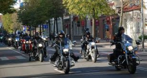 Motociklininkams Klaipėdoje leista važiuoti Manto gatve