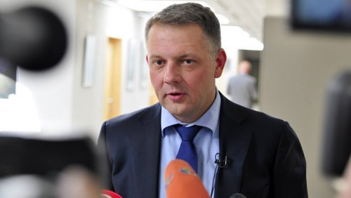 Vyriausybės įsikalbėjimai: "pirmasis" naujas kreditas nieko nekainuoja