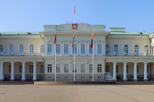 Su artėjančia demokratijos švente