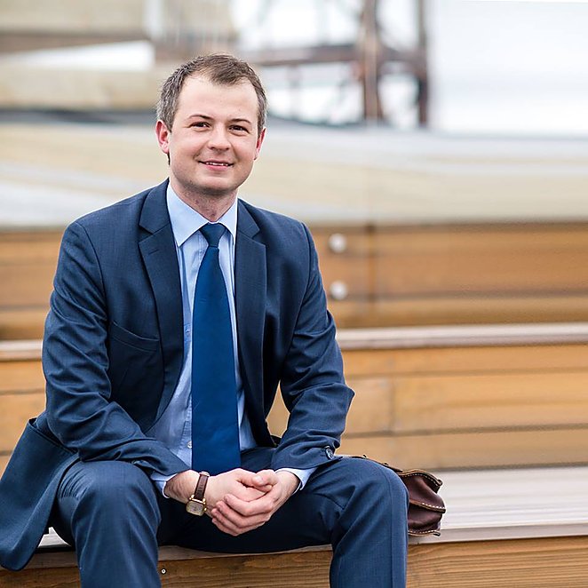Simonas Gentvilas. Lietuviško solidarumo interpretacijos: rūgstantis pienas ir atstumti pabėgėliai