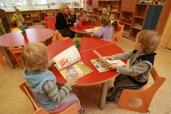 Klaipėdos darželiuose dirbs daugiau auklėtojų padėjėjų